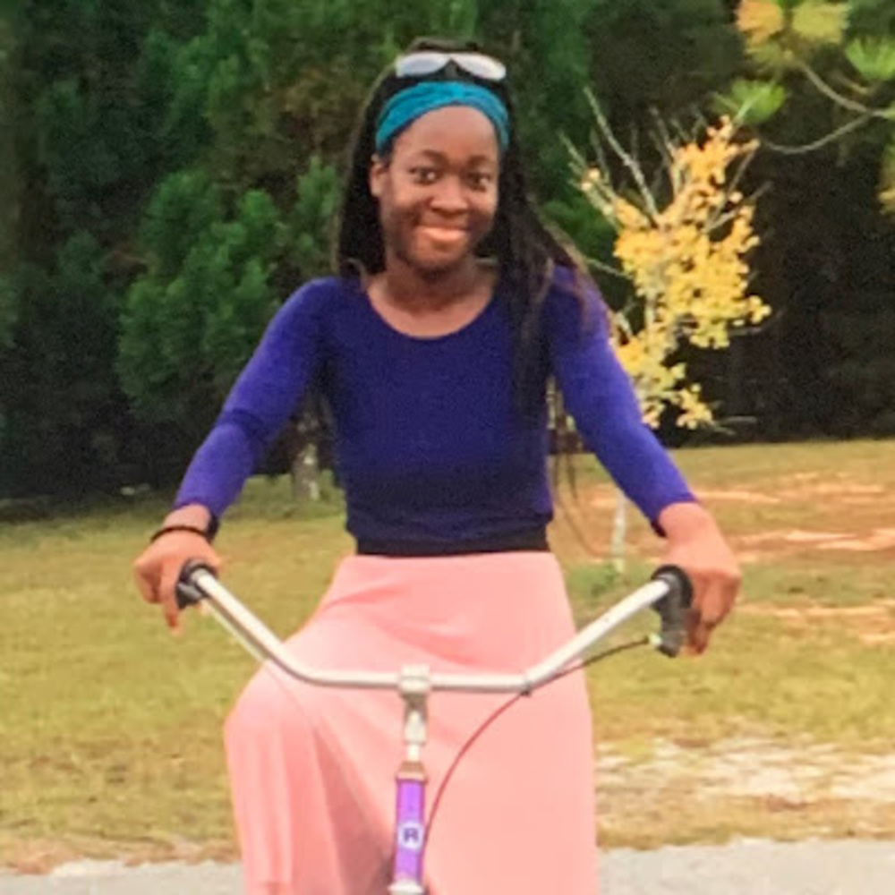 Meet your Posher, Hadassah